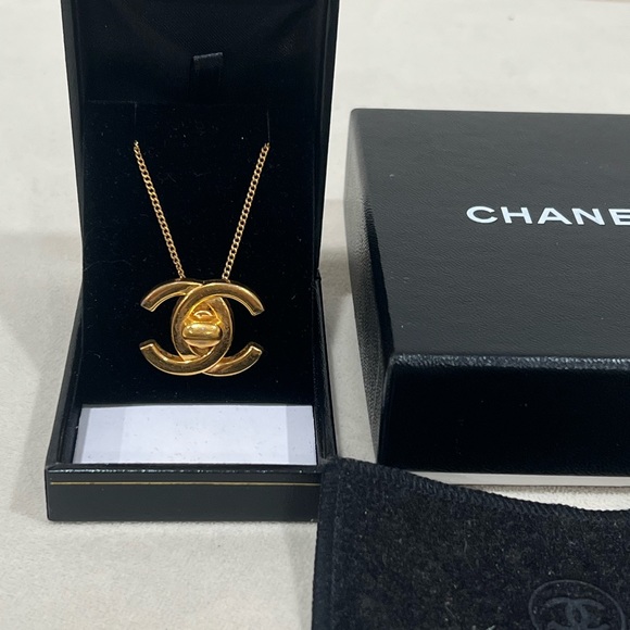 Trade Jewelry - Reserved ‼️Chanel Vintage interlock Large CC Necklace